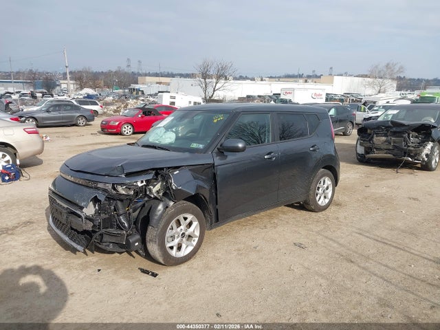 KNDJ23AU8S7255085 KIA SOUL LX