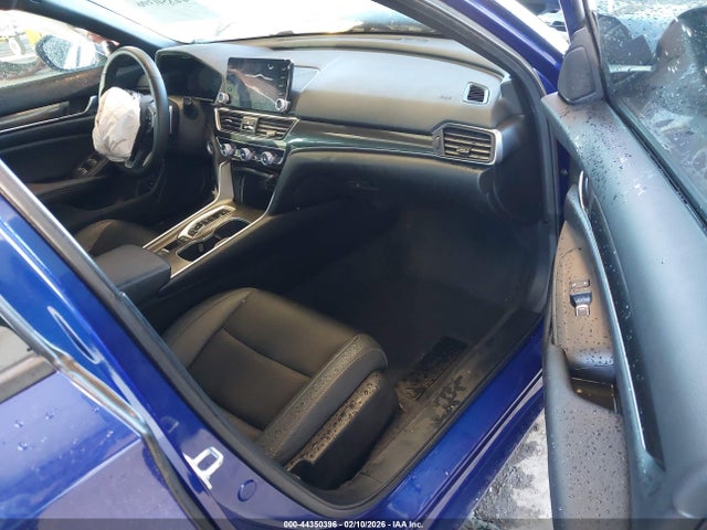 1HGCV2F30MA027650 Honda Accord Sport 2.0t