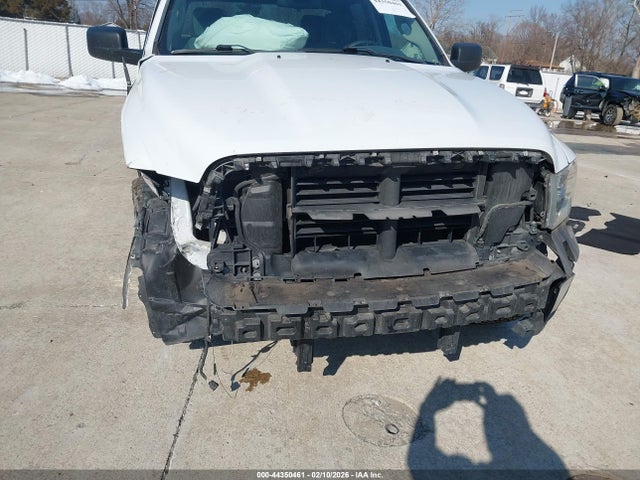 Продаж на аукціоні авто 2016 Ram 1500 Express, vin: 3C6RR7KT5GG338990, номер лоту: 44350461