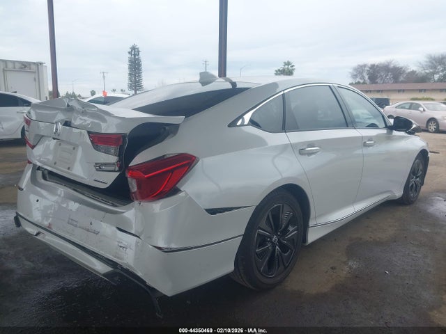 1HGCV1F95JA029761 Honda Accord Touring