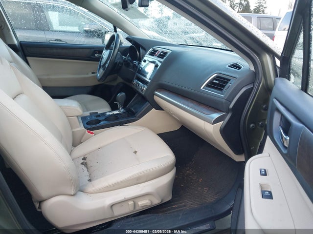 Продаж на аукціоні авто 2017 Subaru Outback 2.5i Limited, vin: 4S4BSANC4H3208237, номер лоту: 44350481
