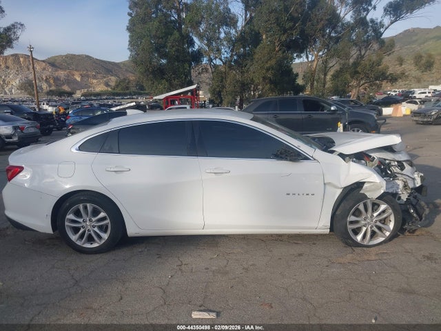 1G1ZD5ST8JF262551 Chevrolet MALIBU LT