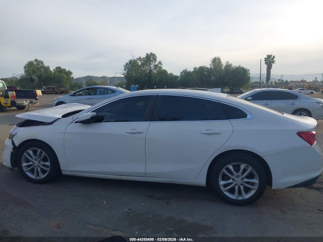 1G1ZD5ST8JF262551 Chevrolet MALIBU LT