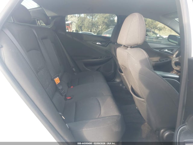 1G1ZD5ST8JF262551 Chevrolet MALIBU LT
