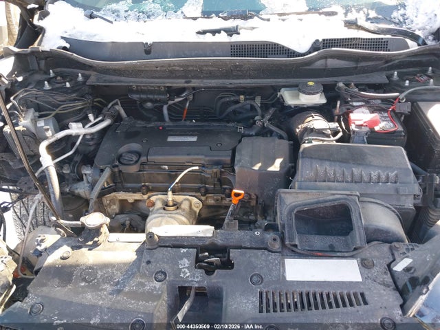 2HKRW6H38HH223196 Honda CR-V LX