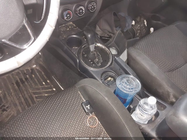 JA4AP3AU5GZ028086 Mitsubishi Outlander Sport 2.0 Es