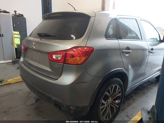 JA4AP3AU5GZ028086 Mitsubishi Outlander Sport 2.0 Es