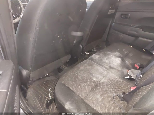 JA4AP3AU5GZ028086 Mitsubishi Outlander Sport 2.0 Es