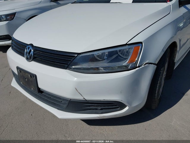 3VW2K7AJ1EM234877 Volkswagen Jetta 2.0l S