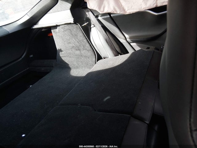 2015 TESLA MODEL S 5YJSA1E2XFF117939 Photo 7