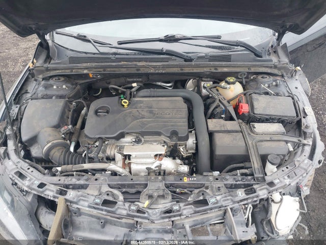 1G1ZC5ST0NF185733 Chevrolet Malibu Fwd 1fl