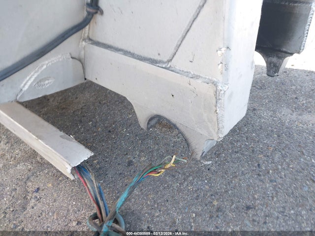 44350589 :رقم المزاد ، 5MADN4028FC033744 vin ، 2015 Mac Trailer Mfg End Dump مزاد بيع