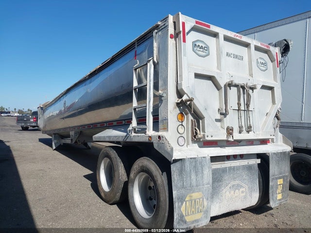 44350589 :رقم المزاد ، 5MADN4028FC033744 vin ، 2015 Mac Trailer Mfg End Dump مزاد بيع