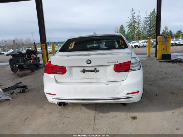Продаж на аукціоні авто 2016 Bmw 328i, vin: WBA8E9C55GK603859, номер лоту: 44350612