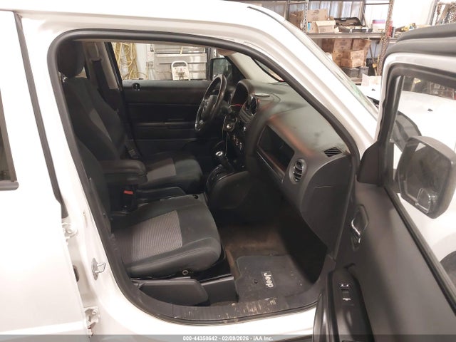 44350642 :رقم المزاد ، 1C4NJPFB3ED631216 vin ، 2014 Jeep Patriot Latitude مزاد بيع