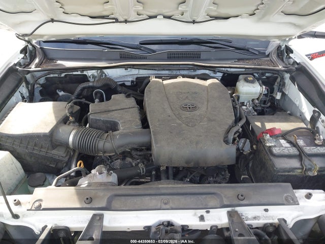 3TMCZ5AN2MM448303 Toyota Tacoma Trd Off-road