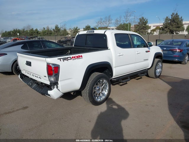 3TMCZ5AN2MM448303 Toyota Tacoma Trd Off-road