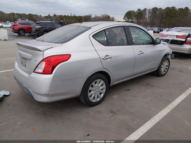 2017 NISSAN VERSA 3N1CN7AP0HL815075 Photo 3