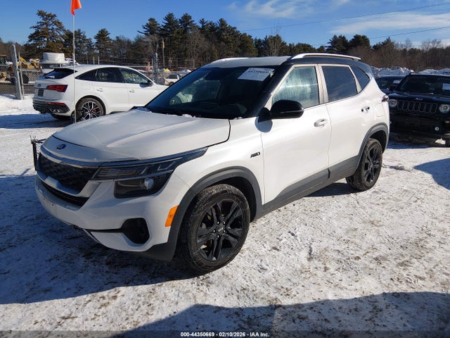 KNDEUCAA4M7101249 KIA SELTOS S