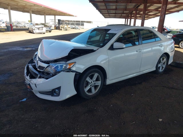 Toyota CAMRY SE 2014 4T1BF1FK3EU423091 Image 2