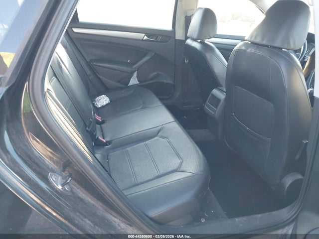 2015 VOLKSWAGEN PASSAT 1VWAT7A38FC013158 Photo 7