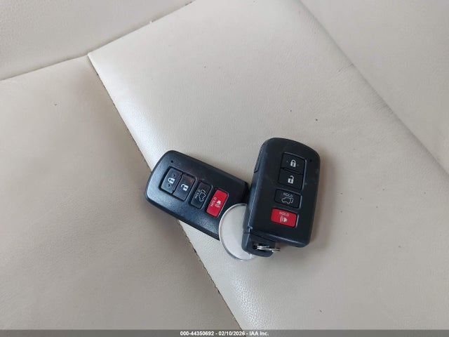 5TDJZRFH6KS957566 Toyota Highlander Xle