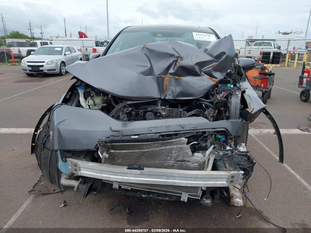 7FARW1H56JE013631 Honda CR-V EX