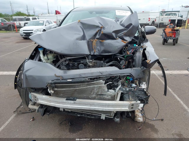 7FARW1H56JE013631 Honda CR-V EX
