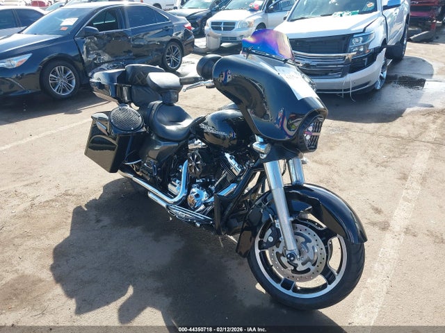 2013 HARLEY-DAVIDSON FLHX 1HD1KBM32DB622459