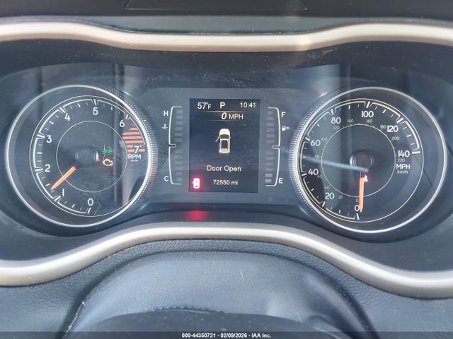 1C4PJMCB6HW565328 Jeep Cherokee Latitude 4x4
