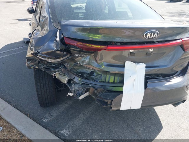 3KPF24AD6KE115547 KIA Forte Lxs