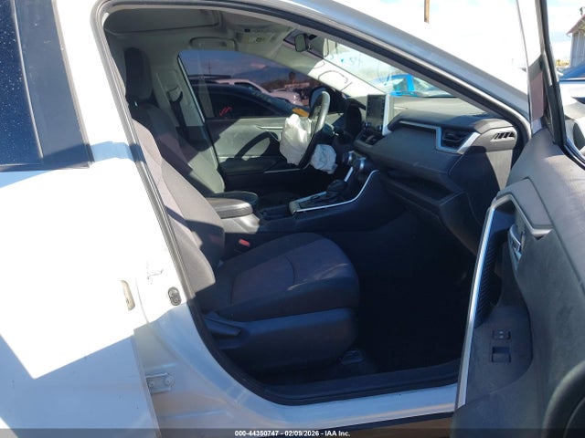 2T3RWRFV5KW007389 Toyota Rav4 Hybrid Xle