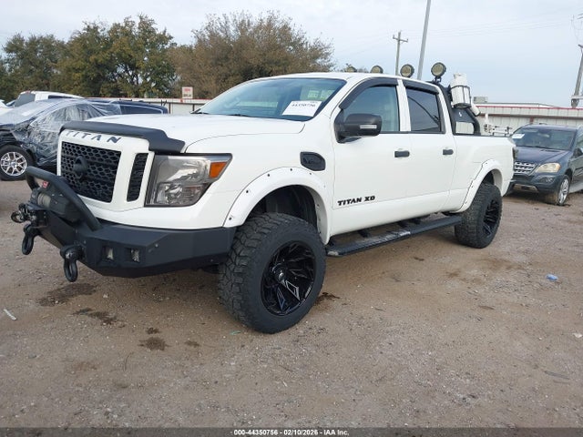 1N6AA1F35JN525775 Nissan Titan Xd S Gas