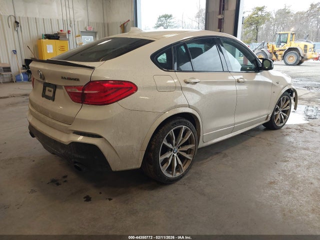 2016 BMW X4 5UXXW7C57G0M91124 Photo 3