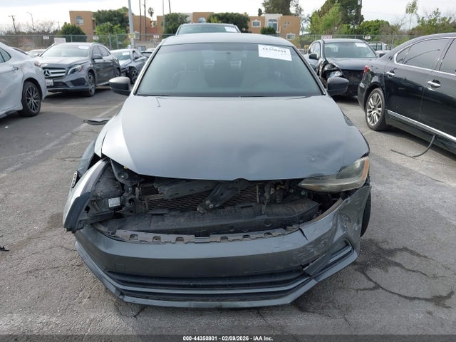 3VWD17AJ0GM293692 Volkswagen Jetta 1.8t Sport