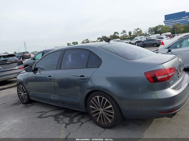 3VWD17AJ0GM293692 Volkswagen Jetta 1.8t Sport