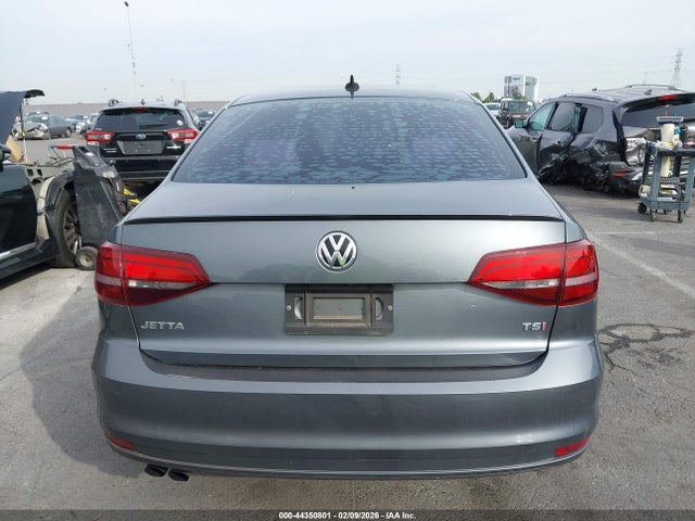 3VWD17AJ0GM293692 Volkswagen Jetta 1.8t Sport