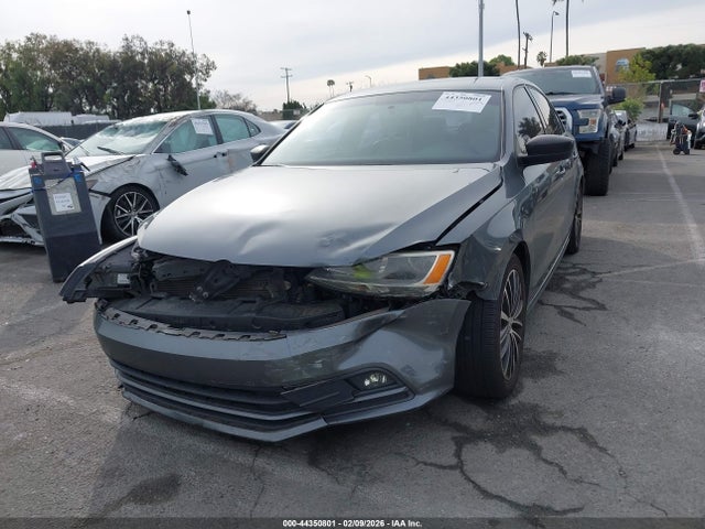 3VWD17AJ0GM293692 Volkswagen Jetta 1.8t Sport