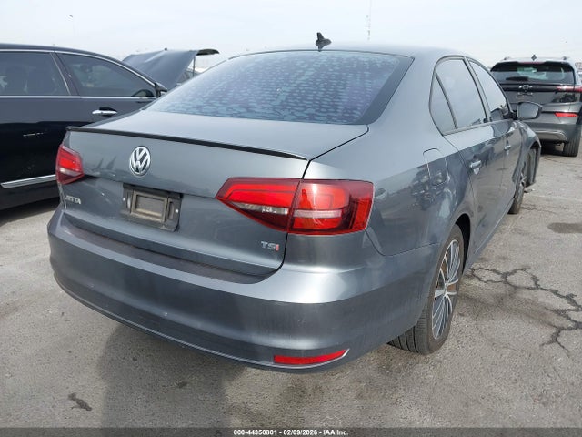 3VWD17AJ0GM293692 Volkswagen Jetta 1.8t Sport