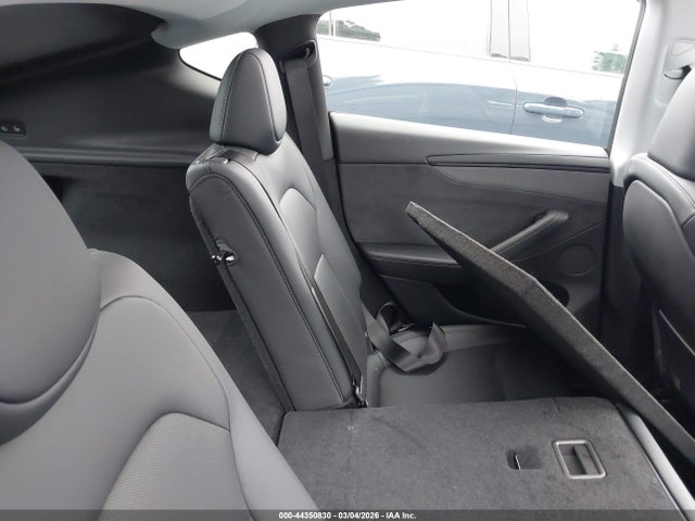 Продаж на аукціоні авто 2026 Tesla Model Y Premium Rear-wheel Drive/standard Rear-wheel Drive, vin: 7SAYGDEDXTF524024, номер лоту: 44350830