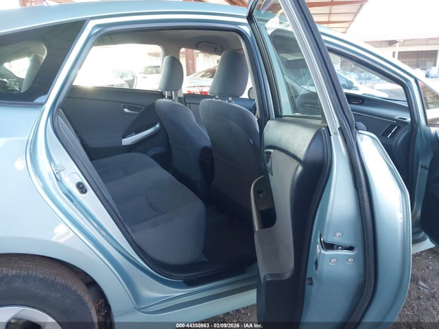 Toyota Prius Three 2015 JTDKN3DU0F1880001 Image 8