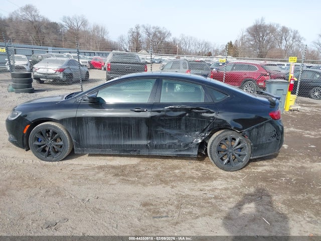 1C3CCCBG0FN596954 Chrysler 200 S