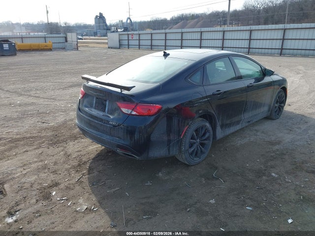 1C3CCCBG0FN596954 Chrysler 200 S