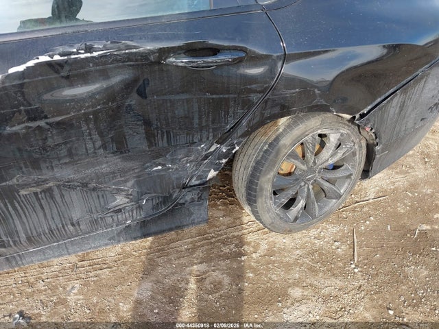 1C3CCCBG0FN596954 Chrysler 200 S