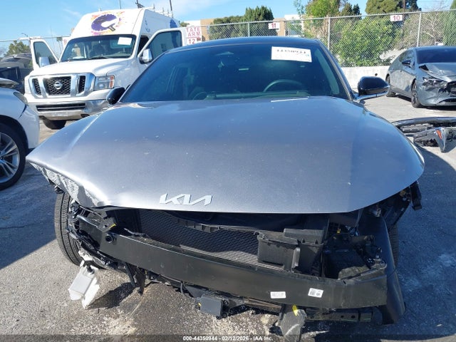 3KPFW4DE8SE236377 KIA K4 Gt-line