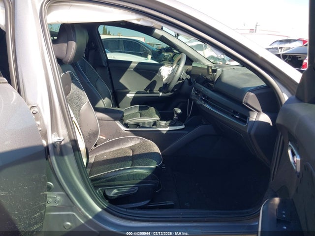 3KPFW4DE8SE236377 KIA K4 Gt-line