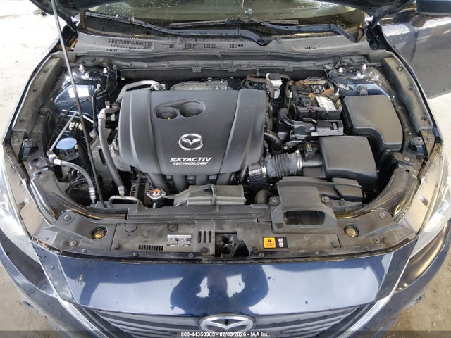 3MZBM1M79GM320979 Mazda Mazda3 I Touring