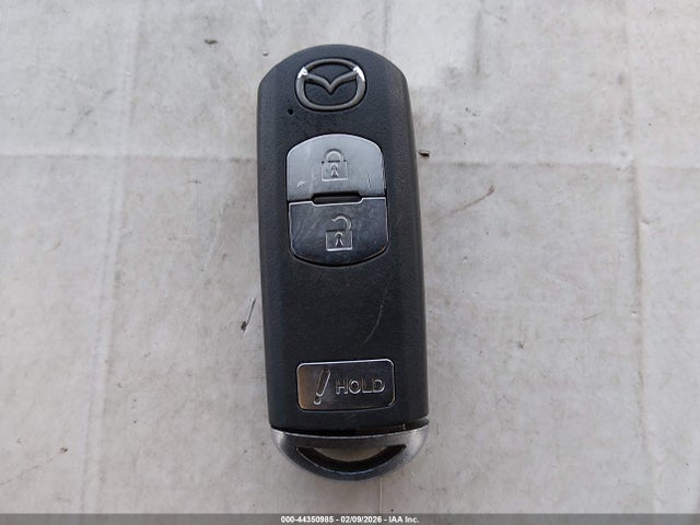 3MZBM1M79GM320979 Mazda Mazda3 I Touring