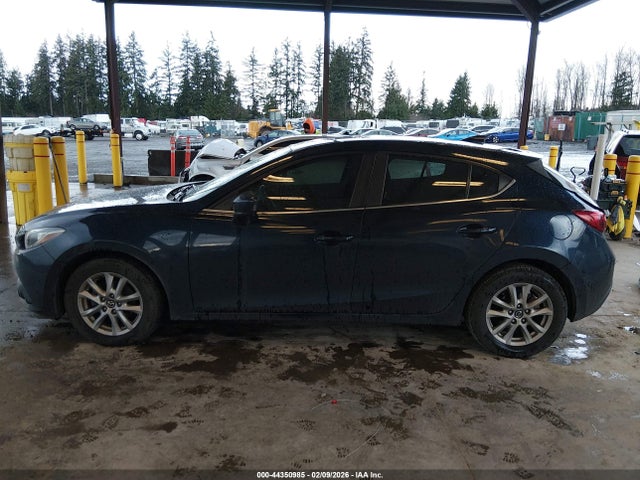 3MZBM1M79GM320979 Mazda Mazda3 I Touring