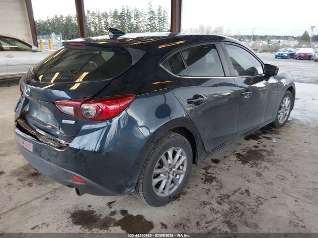 3MZBM1M79GM320979 Mazda Mazda3 I Touring